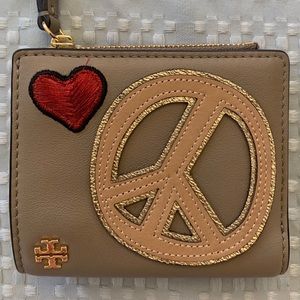 Tory Burch wallet